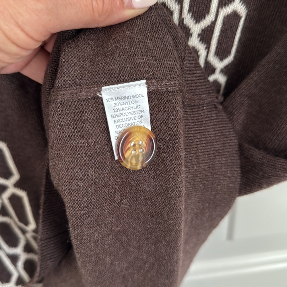 PacSun Brown Jacquard Knit Button-Up Shirt - Size Medium - NEW - Picture 8 of 11